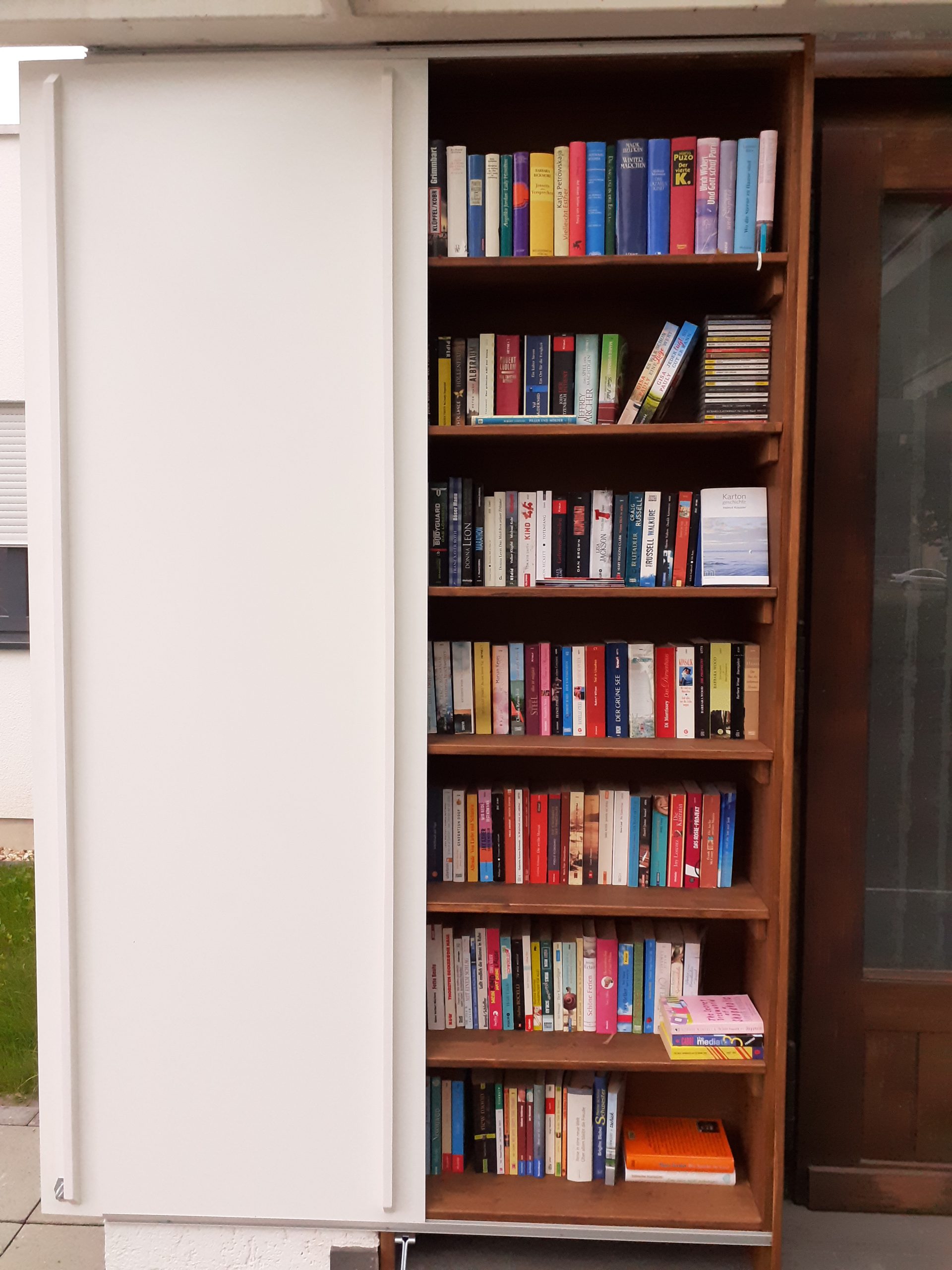 You are currently viewing Offenes Bücherregal in Ostheim – neu und gut sortiert!